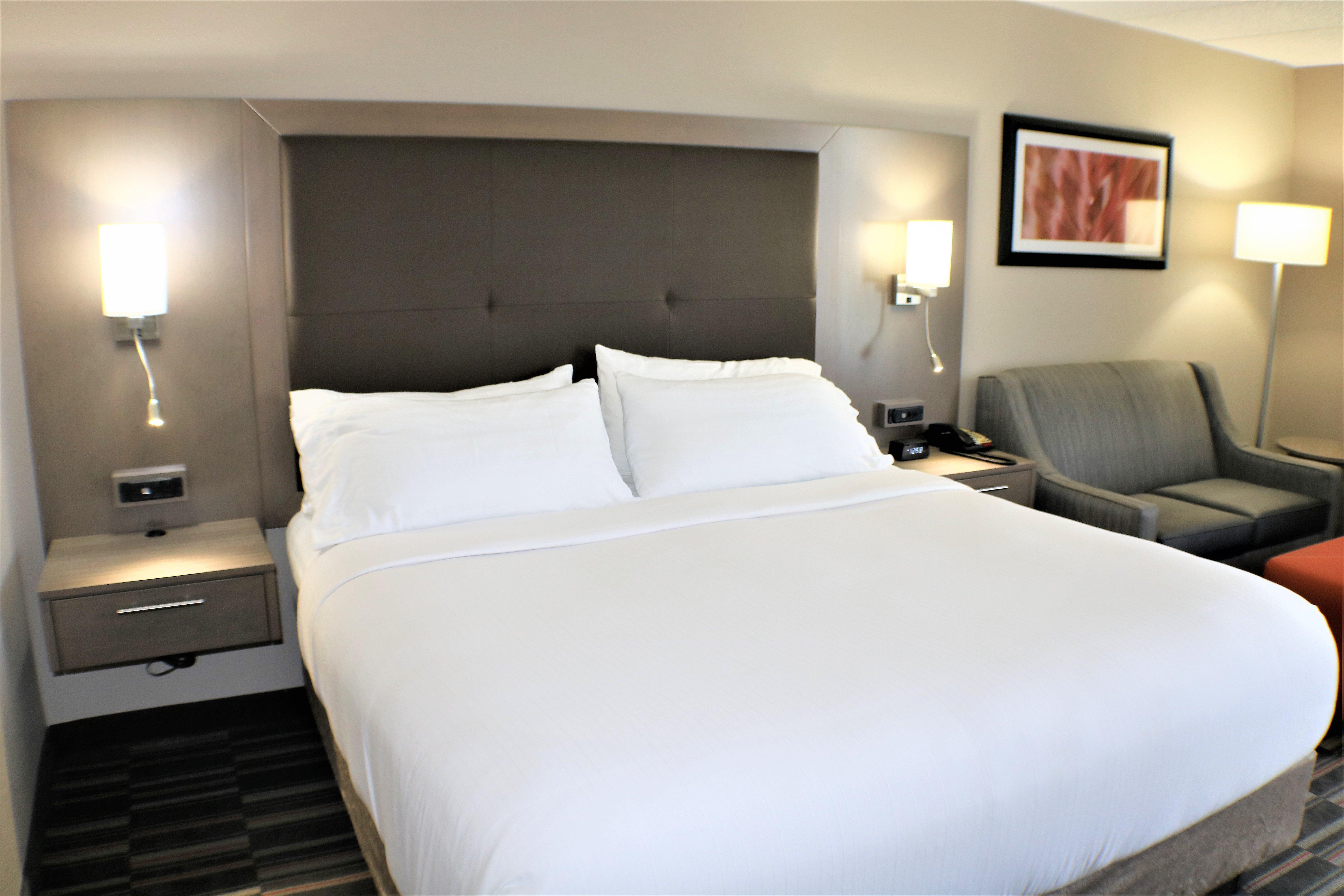 Holiday Inn Express Woodstock-Shenandoah Valley By Ihg Buitenkant foto