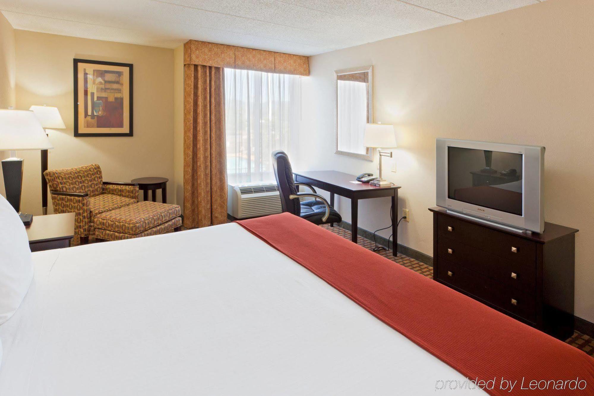 Holiday Inn Express Woodstock-Shenandoah Valley By Ihg Kamer foto